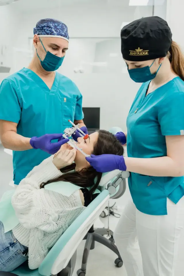 Newly opened dental clinic is hiring a DENTIST