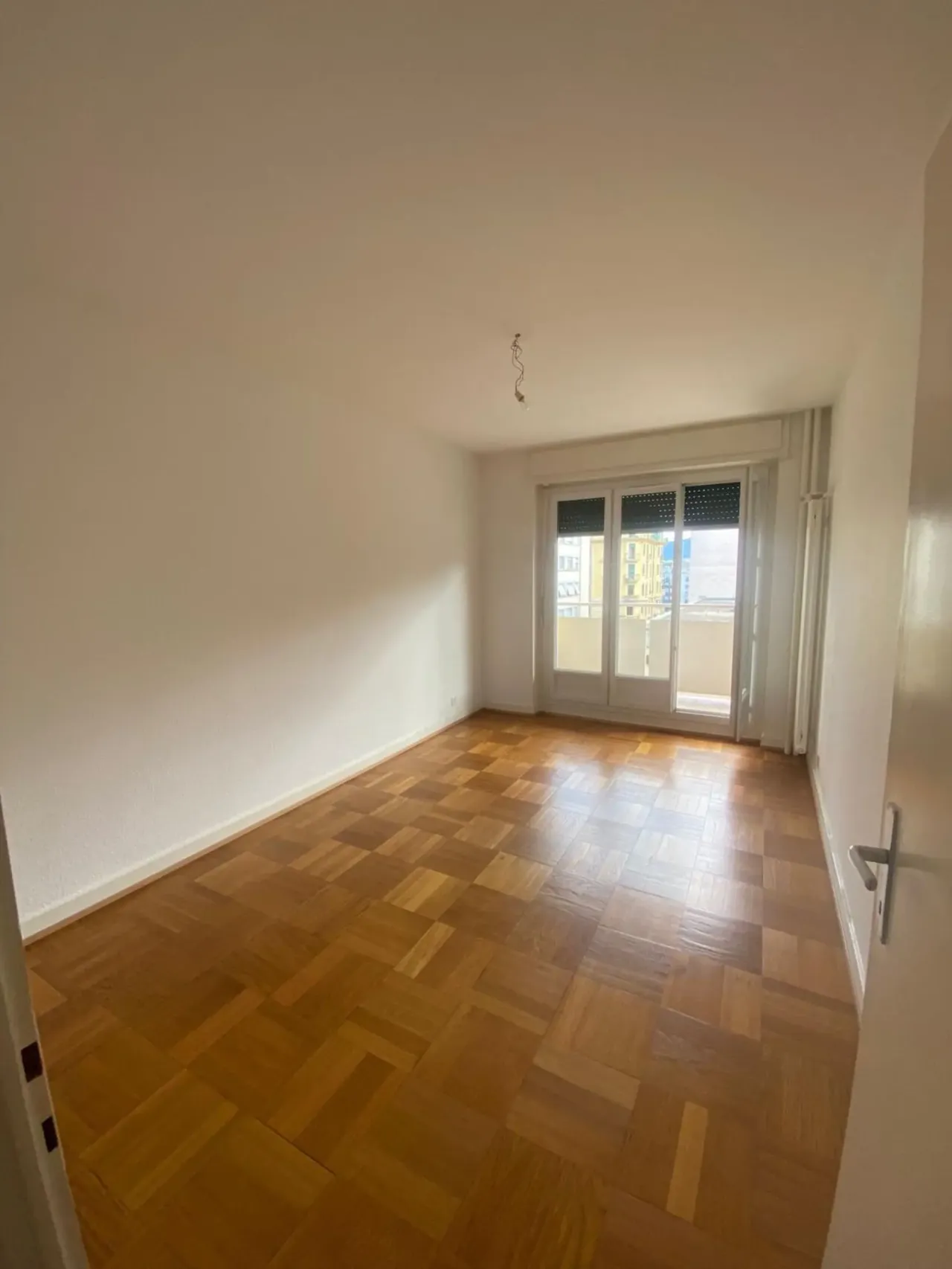 Beautiful 3.5-room apartment with large balcony – thumbnail 5