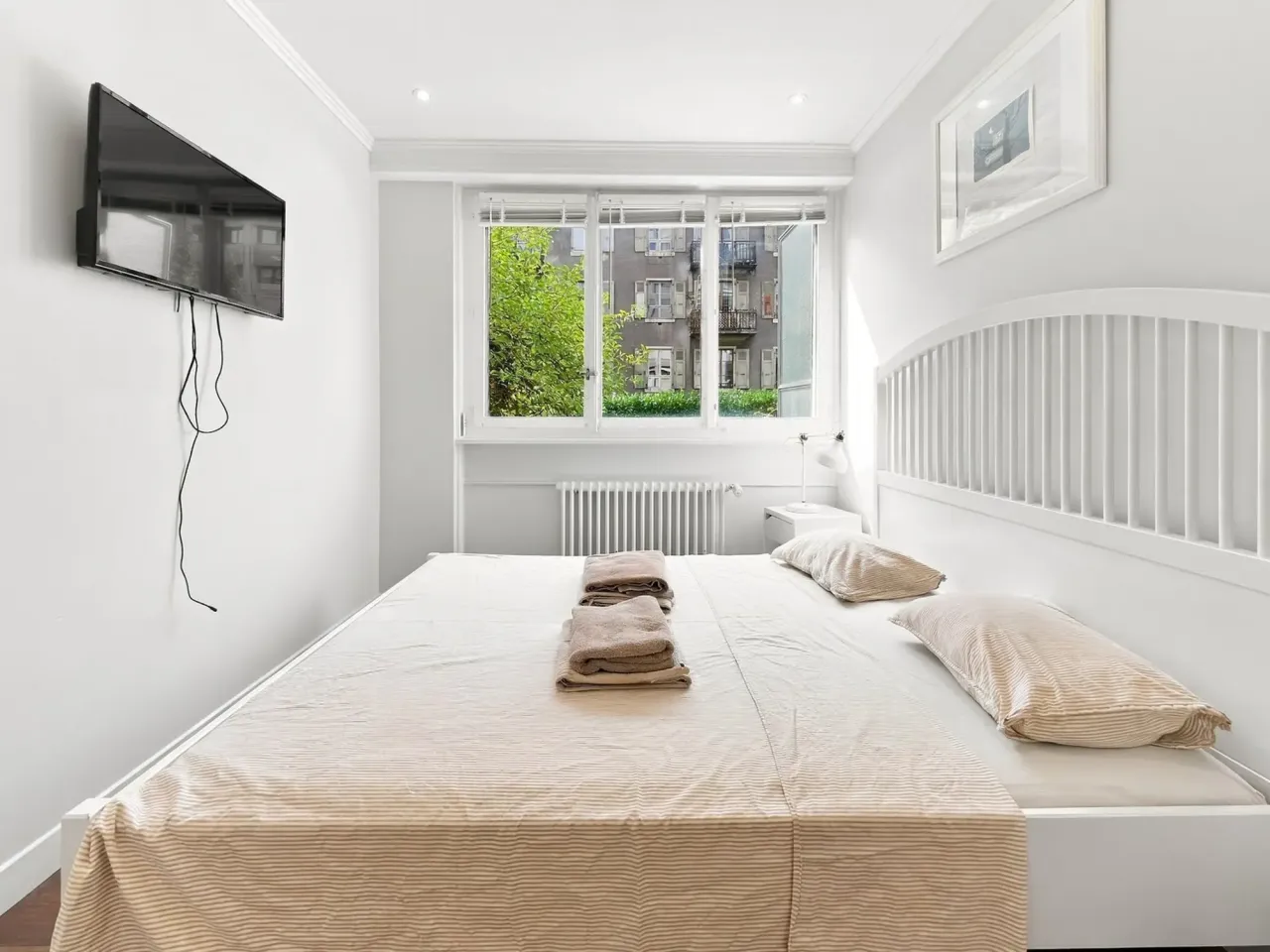 Apartament fermecător de 3 camere, mobilat și cu terasă – Rue Liotard – thumbnail 8