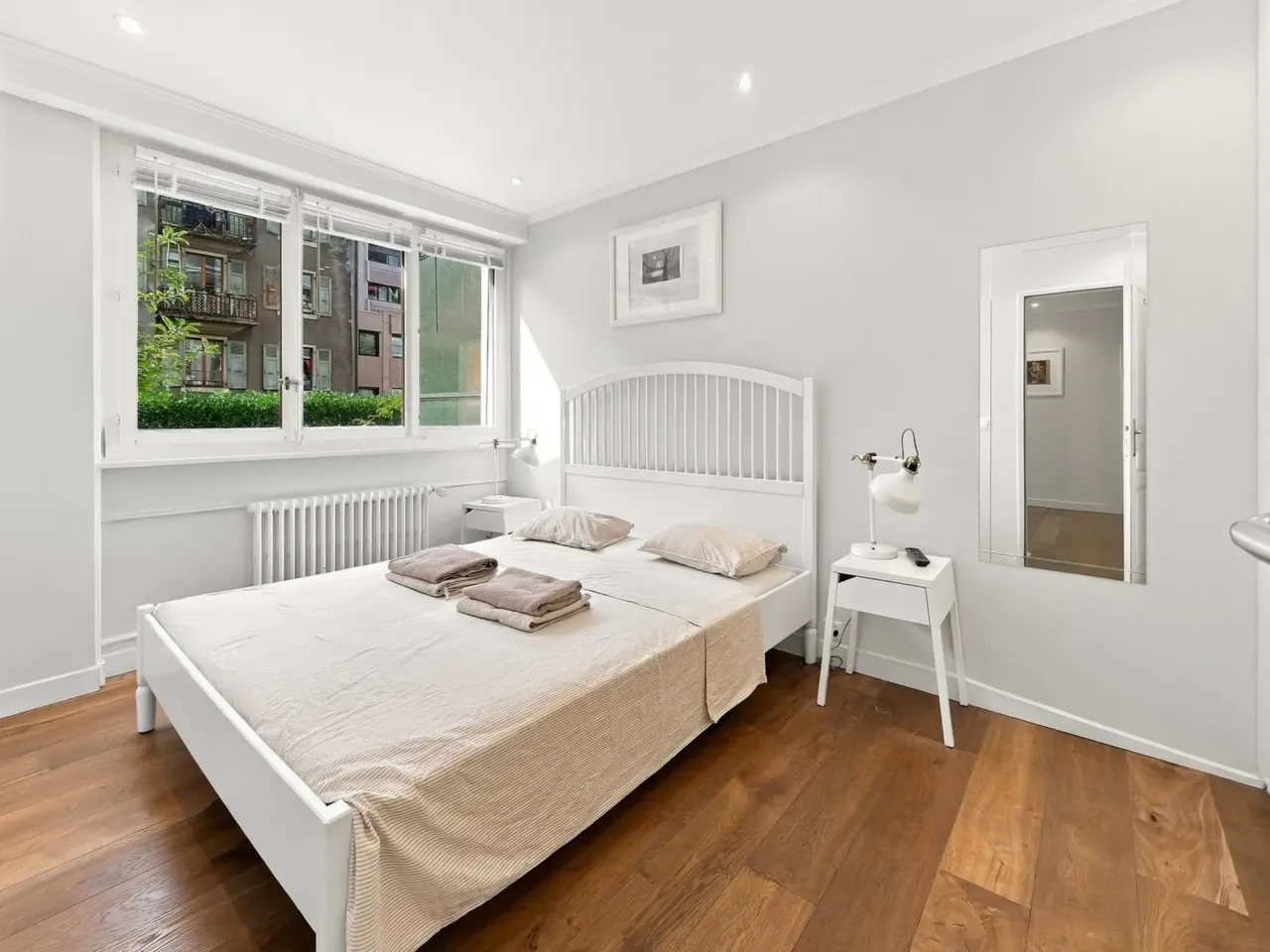 Apartament fermecător de 3 camere, mobilat și cu terasă – Rue Liotard – thumbnail 9