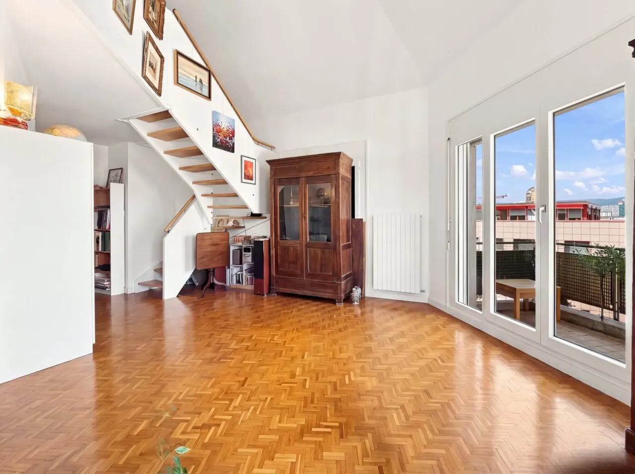 Duplex de 4 camere cu balcon la mansardă – thumbnail 4