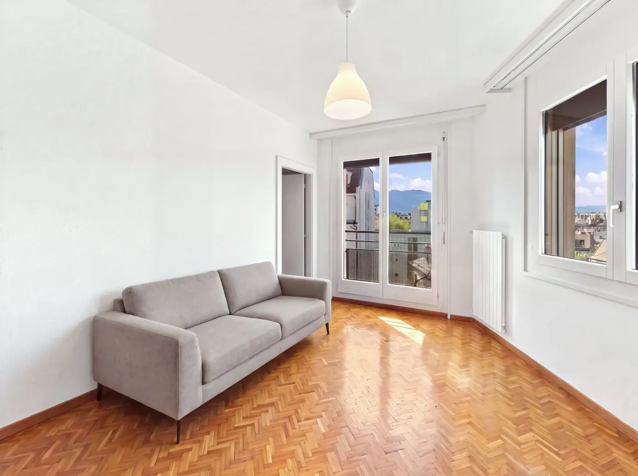 Duplex de 4 camere cu balcon la mansardă – thumbnail 8