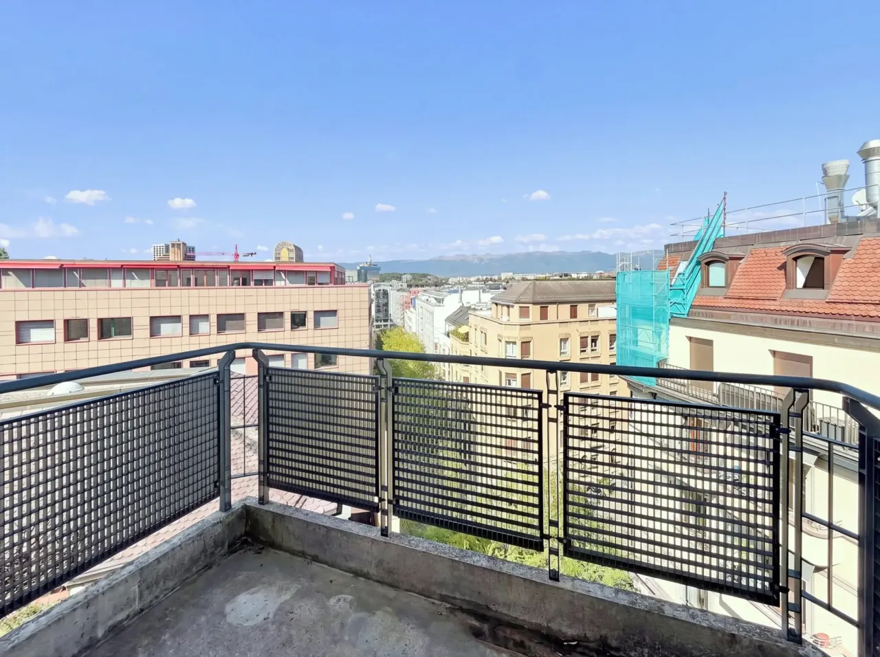 Duplex de 4 camere cu balcon la mansardă – thumbnail 10