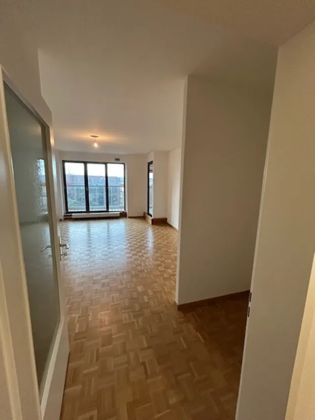 BOUCHET 8 - Large 4-room apartment on the 7th floor
