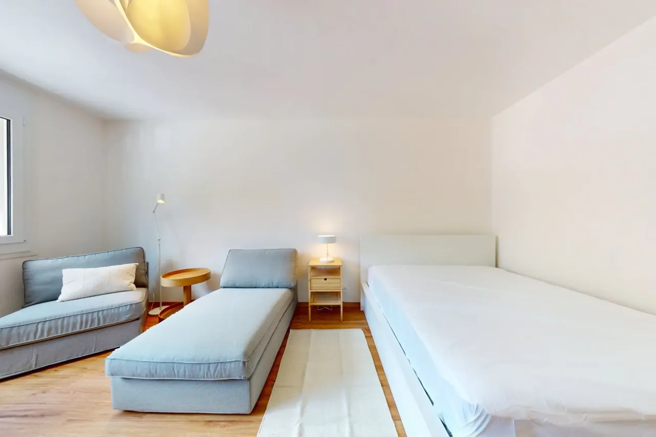 Studio mobilat de 30 m² cu bucătărie separată – Plainpalais, Geneva" – thumbnail 2