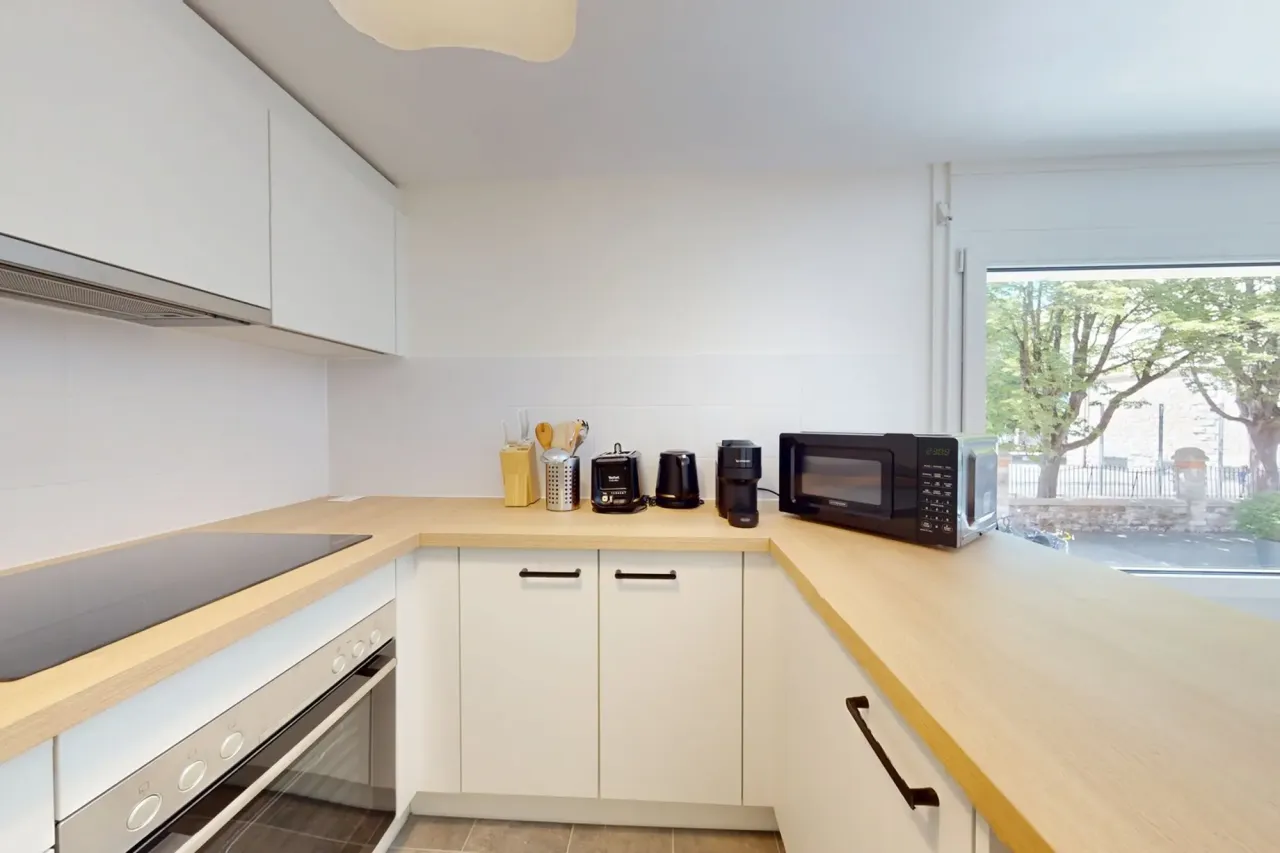 Studio mobilat de 30 m² cu bucătărie separată – Plainpalais, Geneva" – thumbnail 6