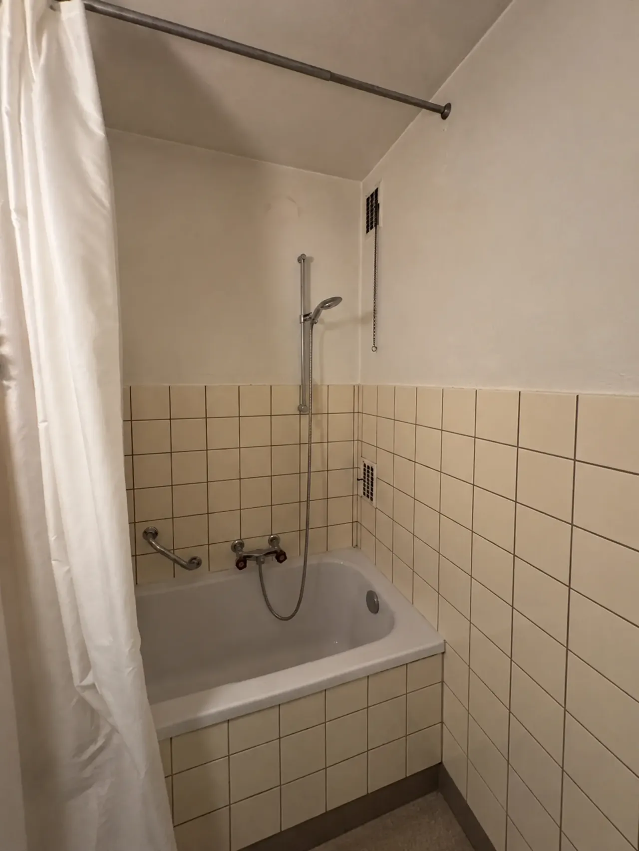 Apartament temporar de 2 camere în cartierul Länggasse – thumbnail 8