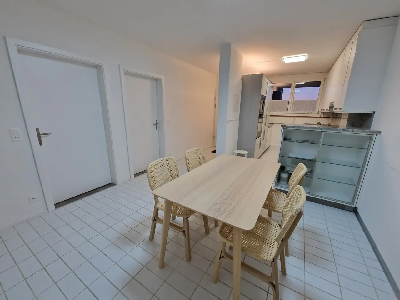 Cameră mobilată (cameră pentru muncitori / cameră de serviciu). Atenție, acesta nu este un apartament! – thumbnail 4