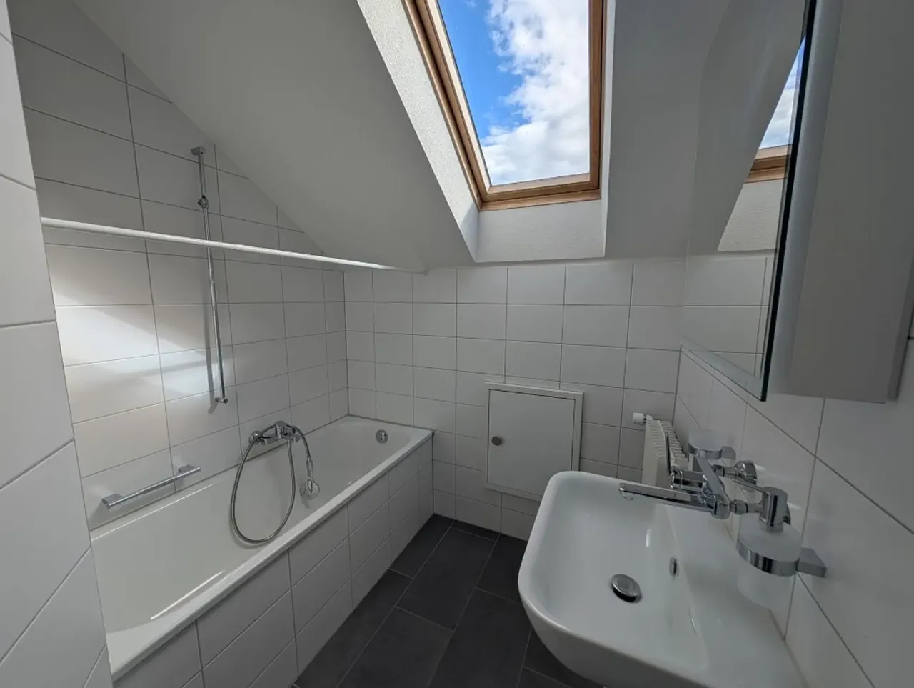 Apartament cu 2 camere, etajul 2 – thumbnail 2