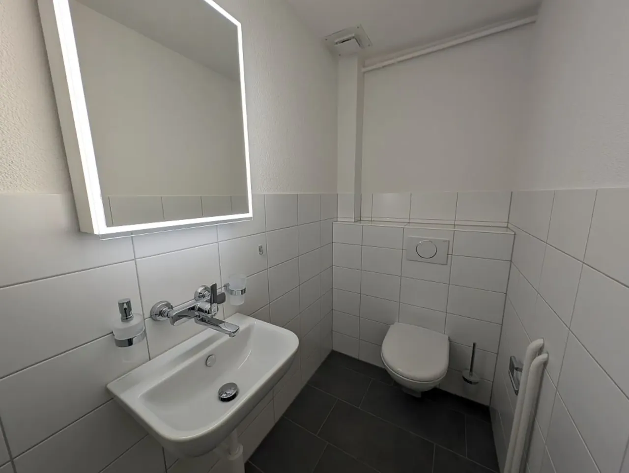 Apartament cu 2 camere, etajul 2 – thumbnail 4