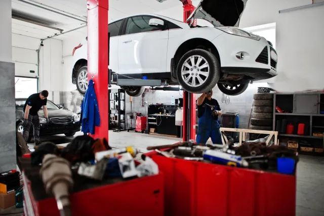 PROBLEMS WITH DISTRIBUTION? NCR GARAGE – WOHLEN