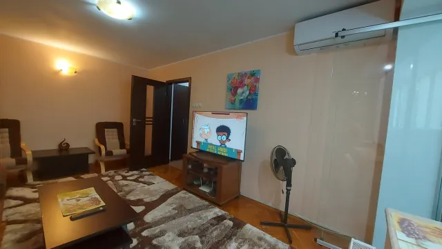 Bucharest Piața Unirii Cantemir area 2-room apt