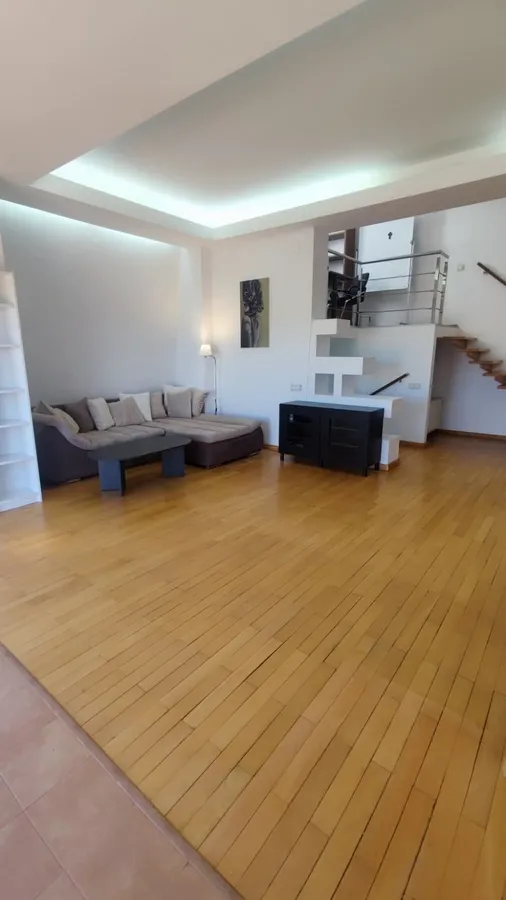 București Aron Cotrus, Nordului, Satul Francez - LUX – thumbnail 5