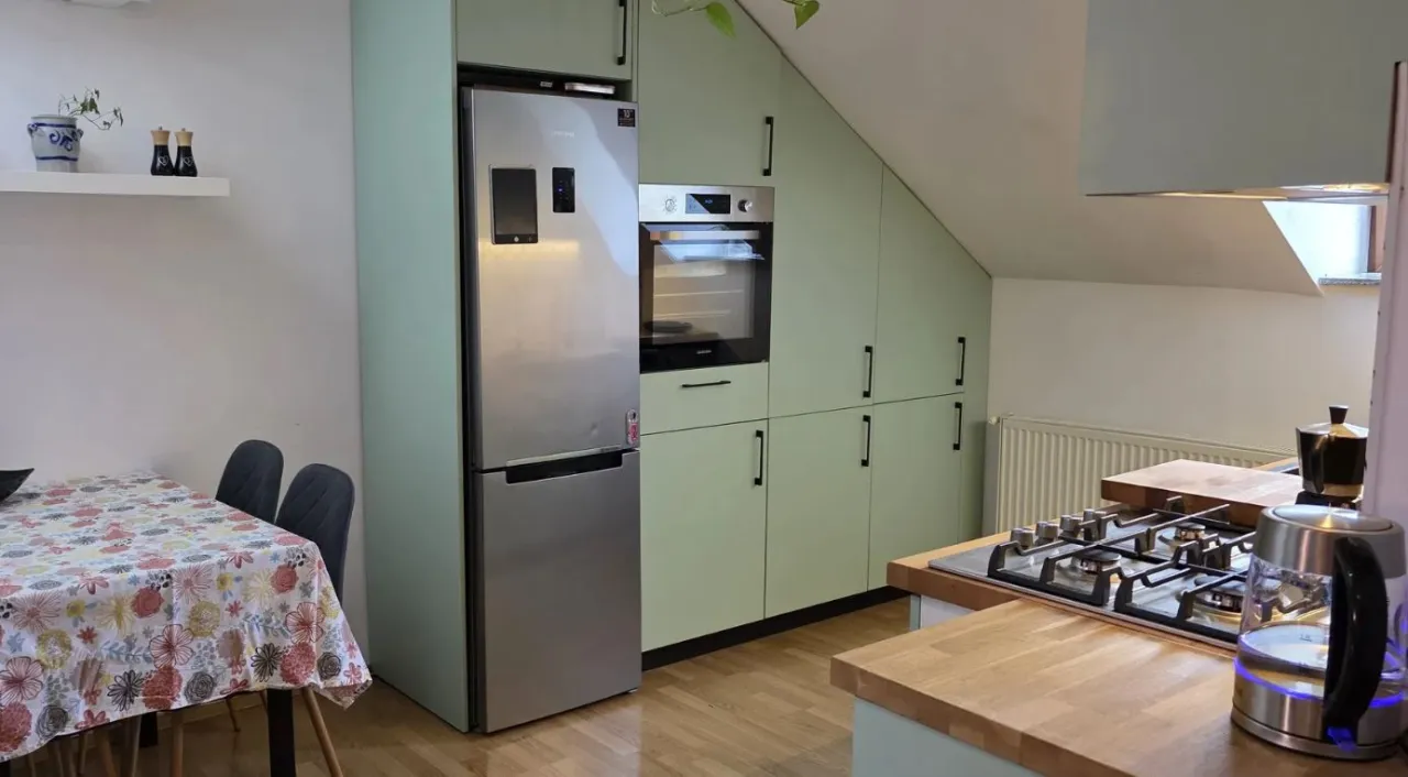 Apartament la mansarda, 2 camere CLUJ - Gheorgheni, mobilat/utilat – thumbnail 2