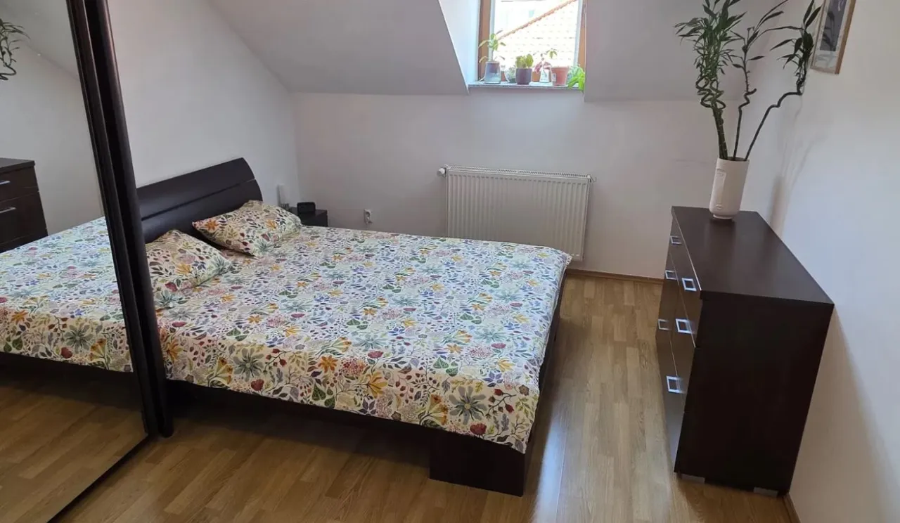 Apartament la mansarda, 2 camere CLUJ - Gheorgheni, mobilat/utilat – thumbnail 9