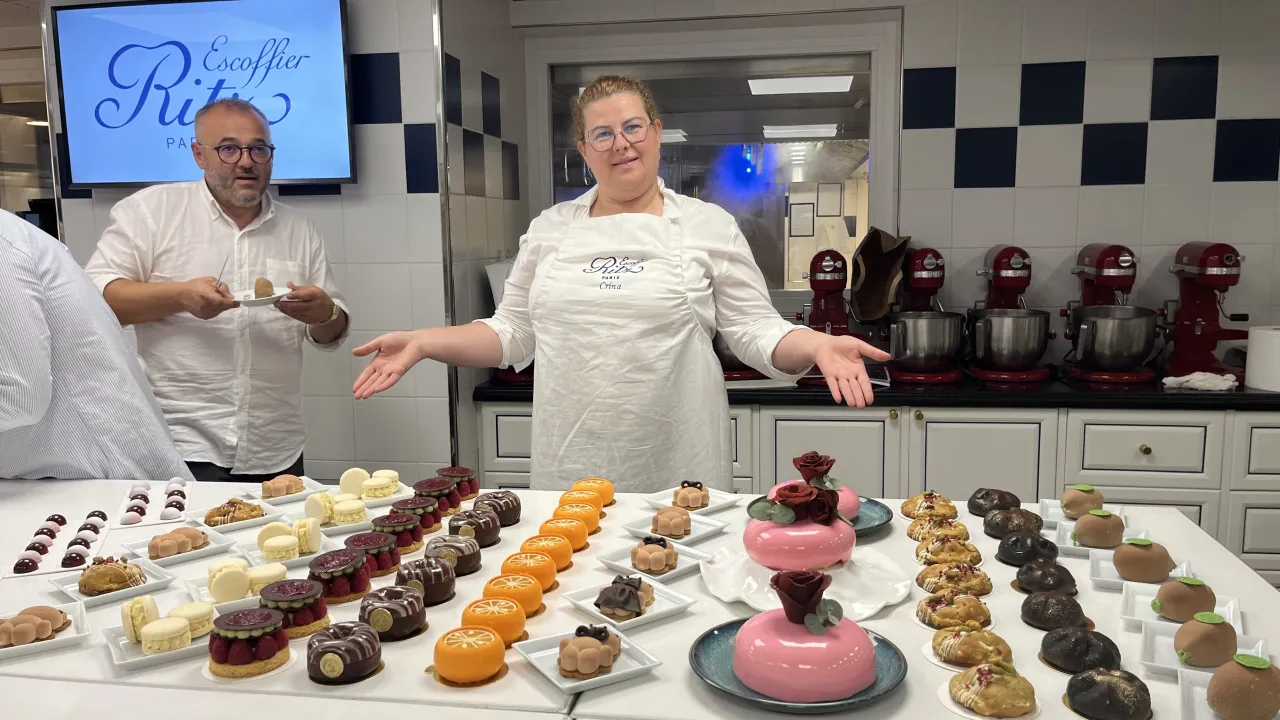 Senior / Pastry Chef (Disponibil de la 01.11.2026 – Oriunde în Elveția) ​BUNĂ ZIUA! Cu peste 25 de ani de experiență ded – thumbnail 2